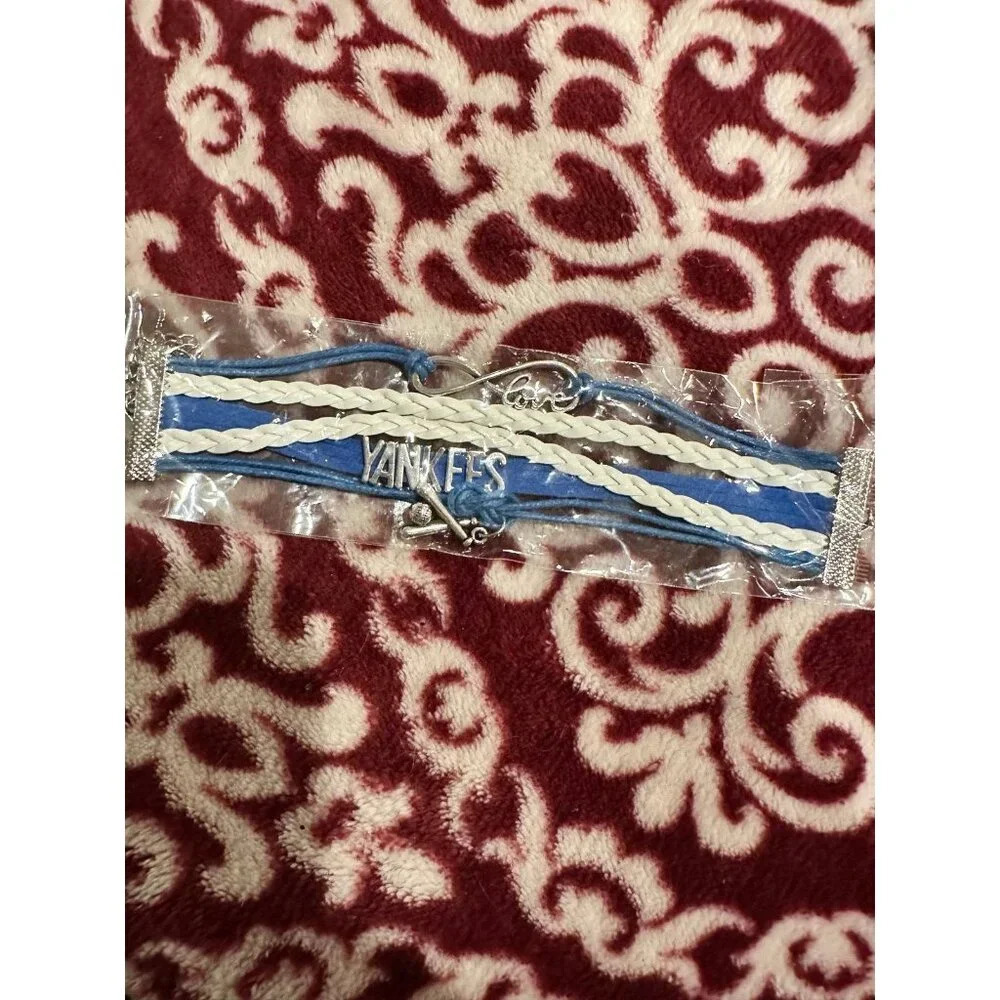 6 FOR $10 New Yankees bracelet infinity